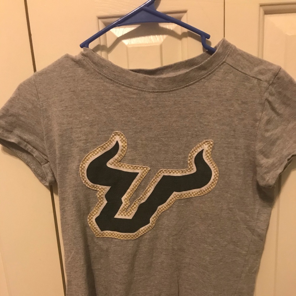 USF tee shirt
